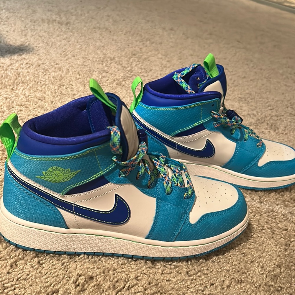 Mid Jordans